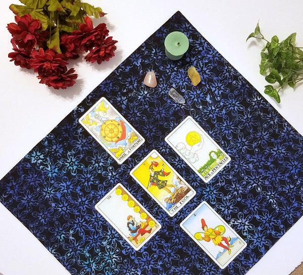 Floral Batik Tarot Cloth Altar Cloth - Periwinkles - Silk or Velvet Lining Options, 18"x20"